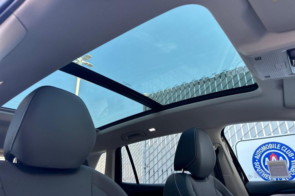 new 2025 Volkswagen Tiguan car, priced at $34,535