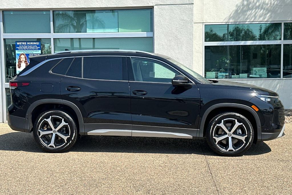 new 2025 Volkswagen Tiguan car, priced at $34,535