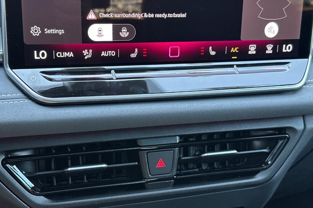 new 2025 Volkswagen Tiguan car, priced at $34,535