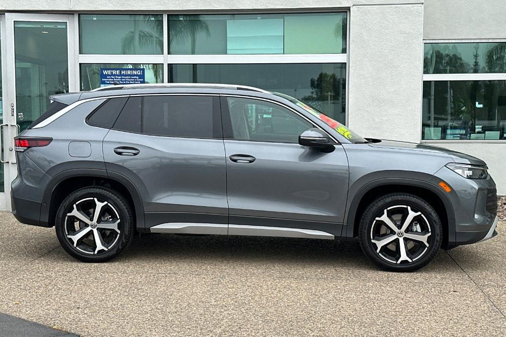 new 2025 Volkswagen Tiguan car, priced at $34,643