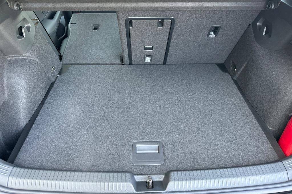 new 2025 Volkswagen Golf GTI car, priced at $39,828