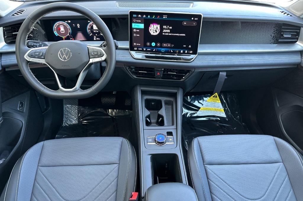new 2025 Volkswagen Tiguan car, priced at $32,180