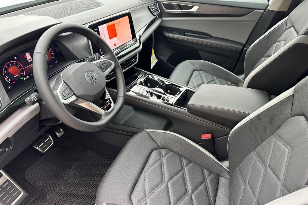 new 2025 Volkswagen Atlas car, priced at $48,584