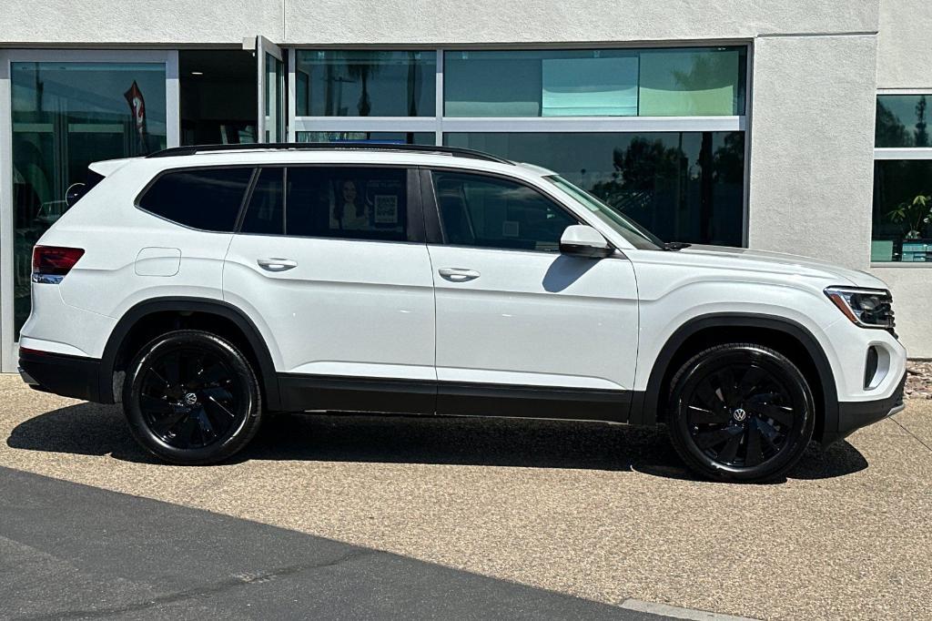 new 2026 Volkswagen Atlas car, priced at $47,543