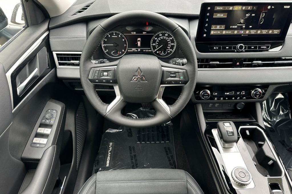 new 2025 Mitsubishi Outlander car, priced at $34,430