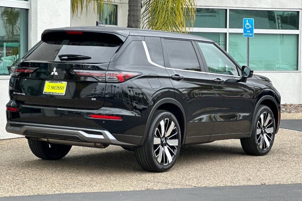 new 2025 Mitsubishi Outlander car, priced at $34,430