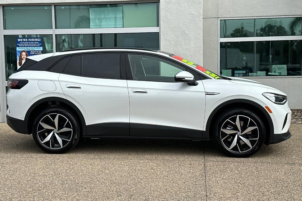 new 2025 Volkswagen ID.4 car, priced at $46,380
