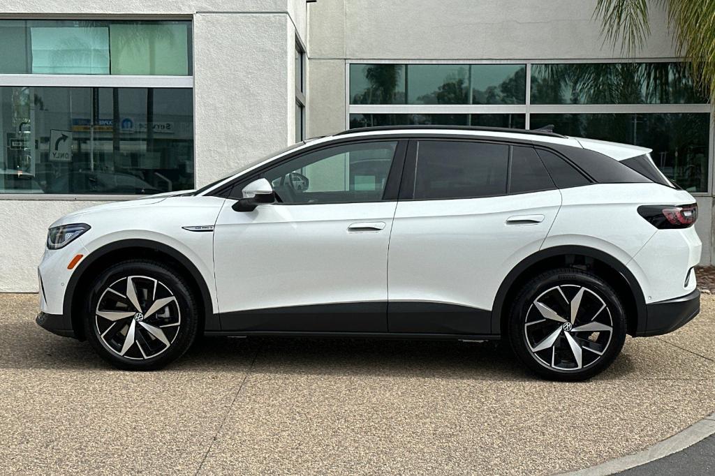 new 2025 Volkswagen ID.4 car, priced at $46,380