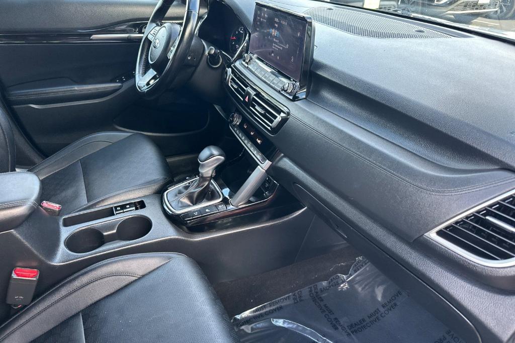 used 2021 Kia Seltos car, priced at $15,586