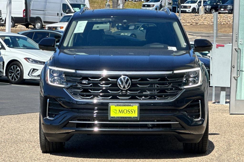 new 2025 Volkswagen Atlas car, priced at $51,082