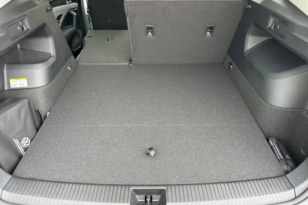 new 2025 Volkswagen Tiguan car, priced at $29,220