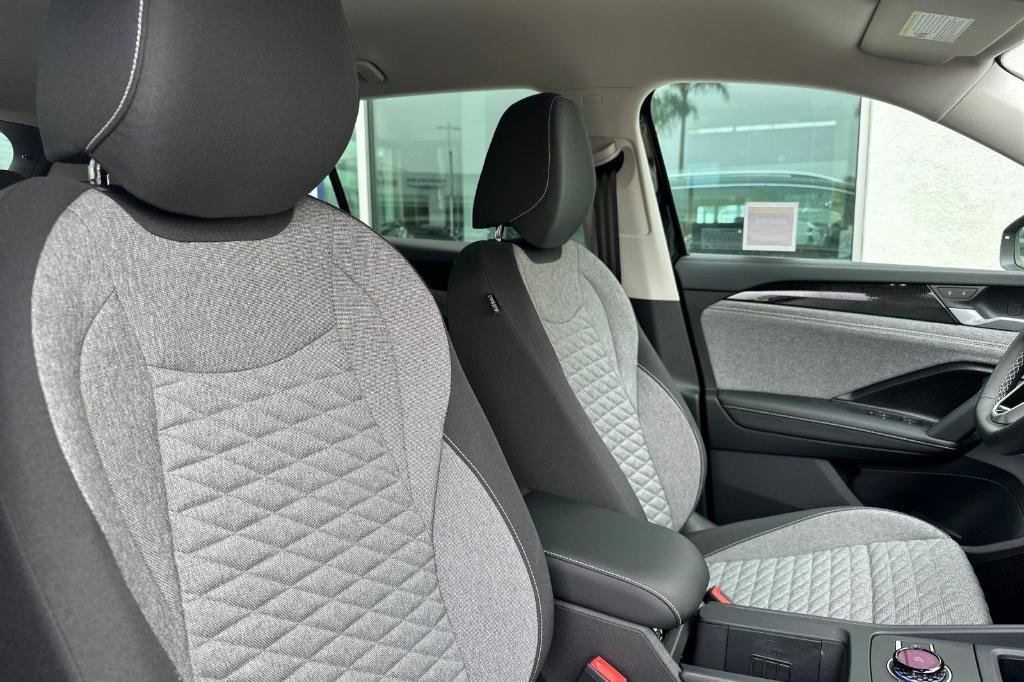 new 2025 Volkswagen Tiguan car, priced at $29,220