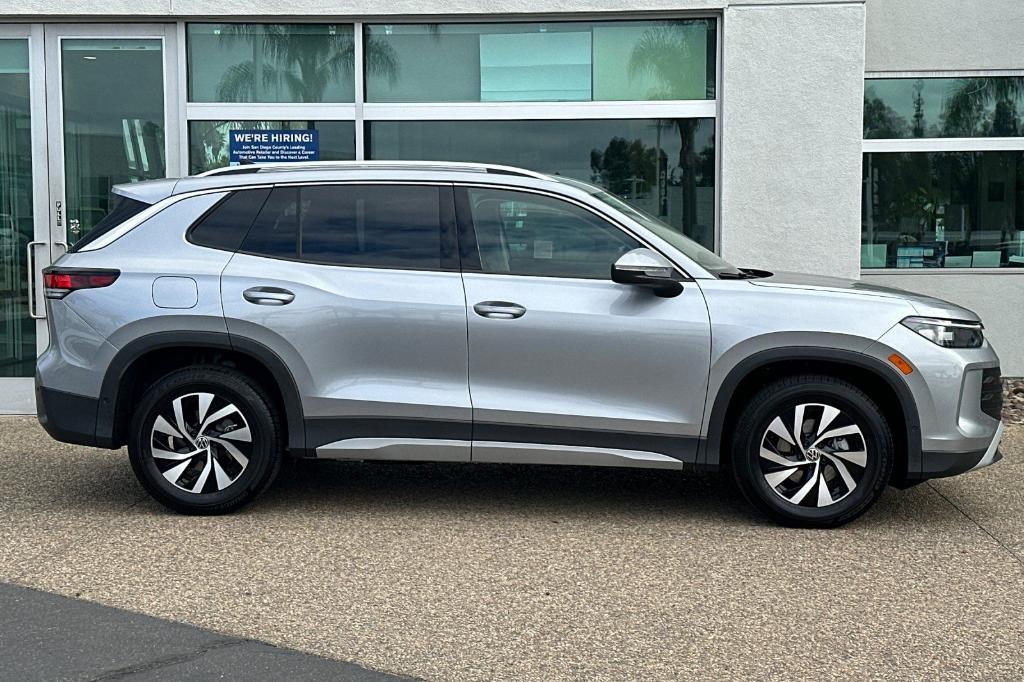 new 2025 Volkswagen Tiguan car, priced at $29,220
