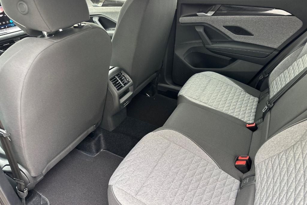 new 2025 Volkswagen Tiguan car, priced at $29,220