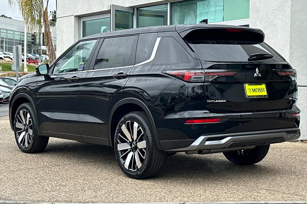 new 2025 Mitsubishi Outlander car, priced at $34,430