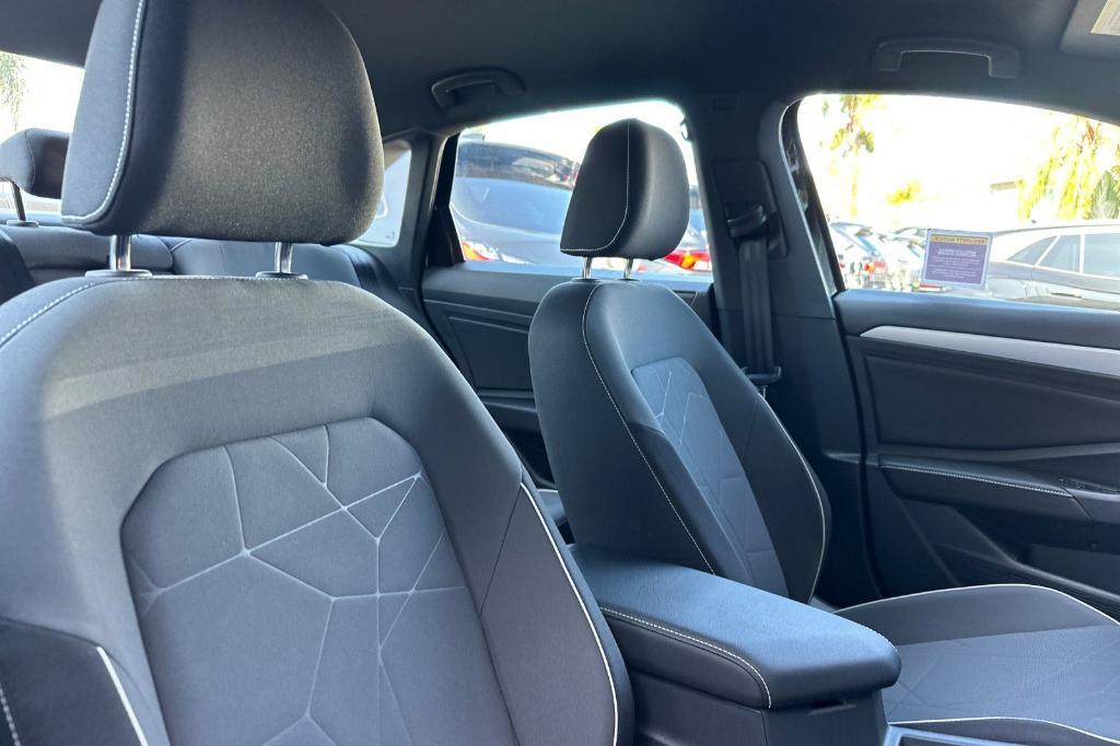 new 2025 Volkswagen Jetta car, priced at $23,984