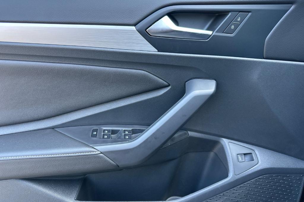 new 2025 Volkswagen Jetta car, priced at $23,984