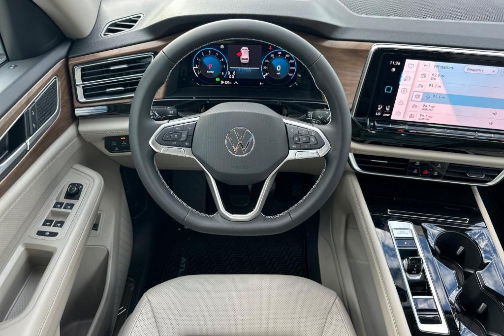 new 2026 Volkswagen Atlas car, priced at $48,724
