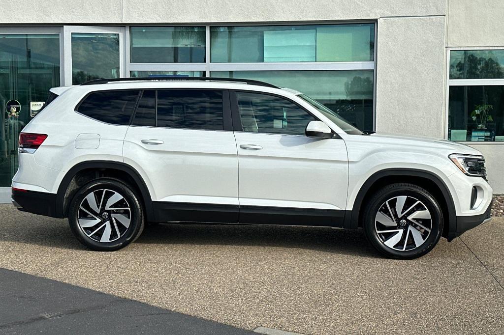 new 2026 Volkswagen Atlas car, priced at $48,724