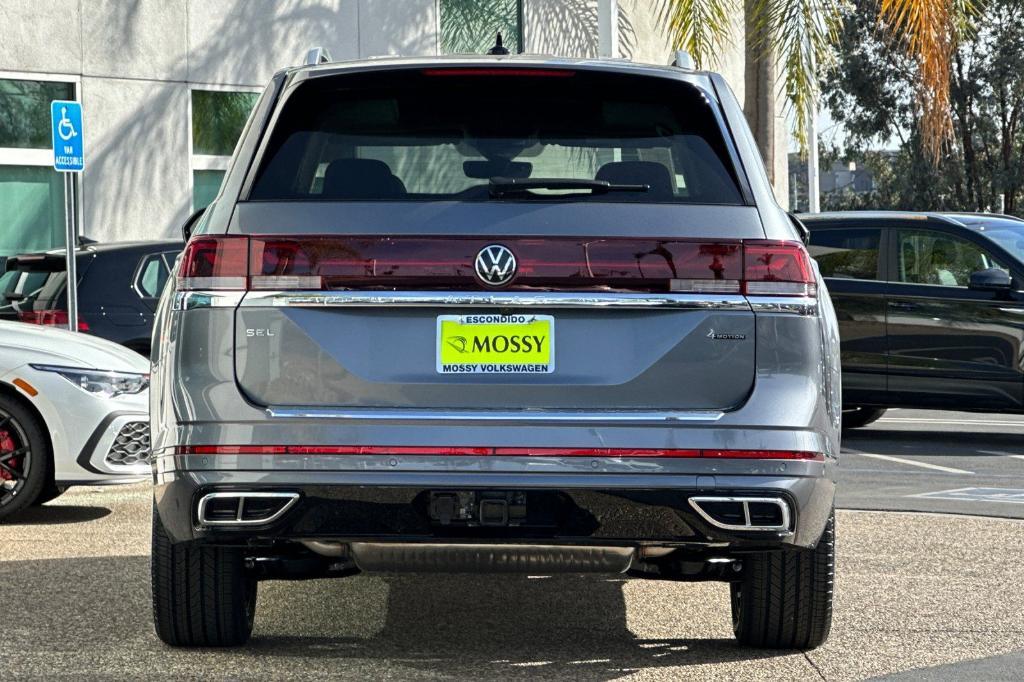 new 2025 Volkswagen Atlas car, priced at $52,114