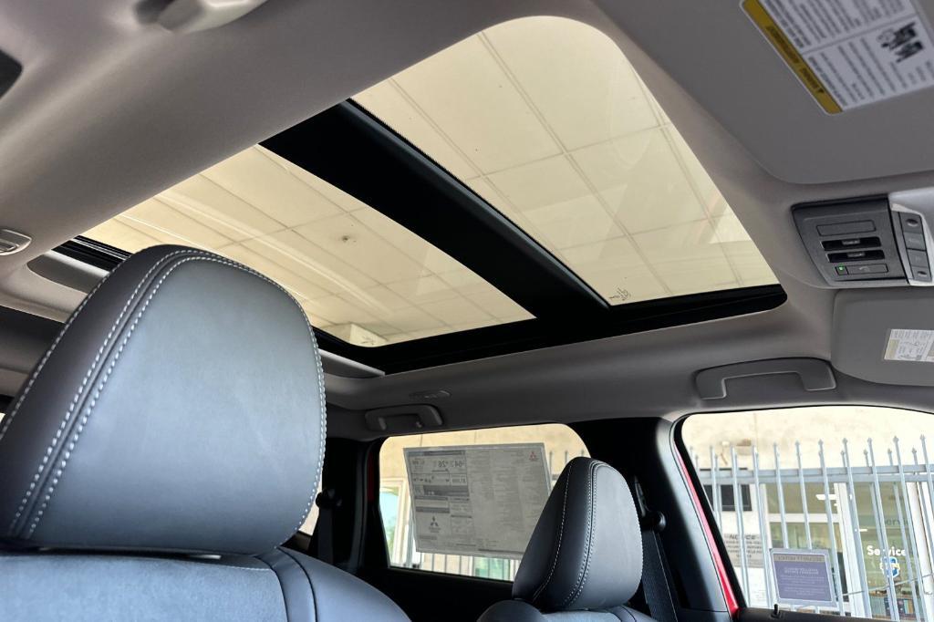 new 2025 Mitsubishi Outlander PHEV car, priced at $45,610