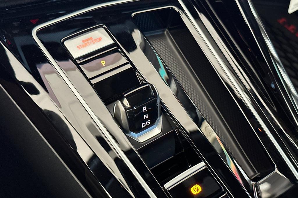 new 2025 Volkswagen Golf GTI car, priced at $38,523