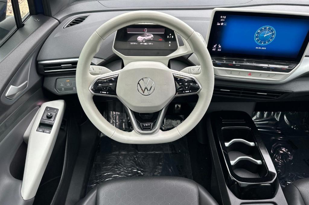 used 2021 Volkswagen ID.4 car, priced at $24,998