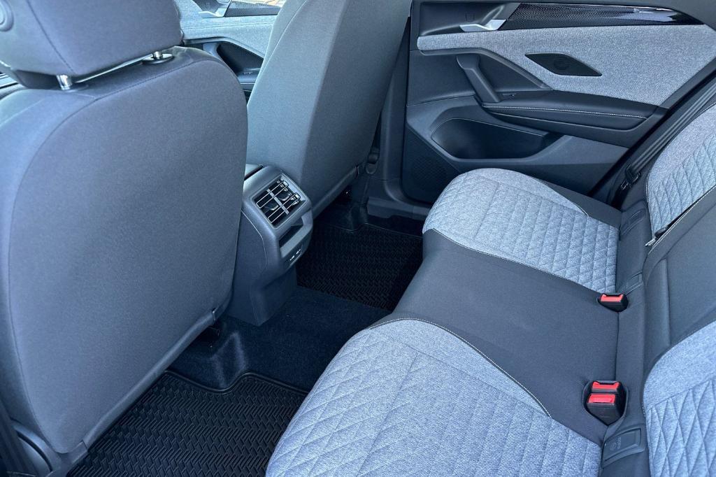 new 2026 Volkswagen Tiguan car, priced at $33,992