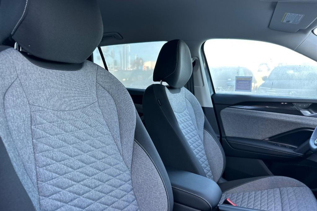 new 2026 Volkswagen Tiguan car, priced at $33,992