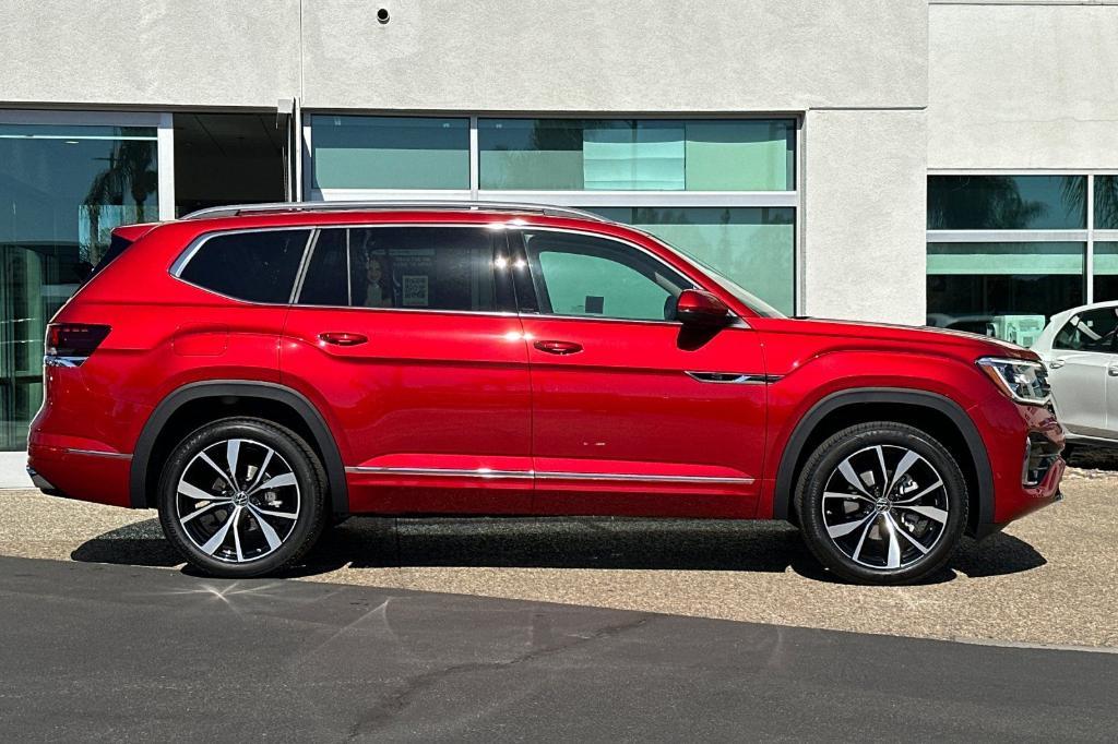 new 2025 Volkswagen Atlas car, priced at $53,908