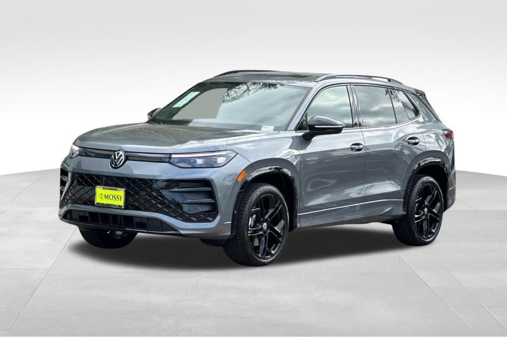 new 2025 Volkswagen Tiguan car, priced at $37,853