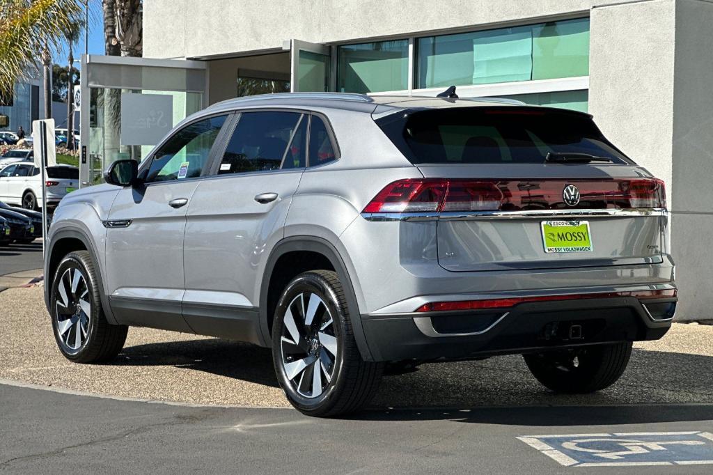 new 2025 Volkswagen Atlas Cross Sport car, priced at $43,296