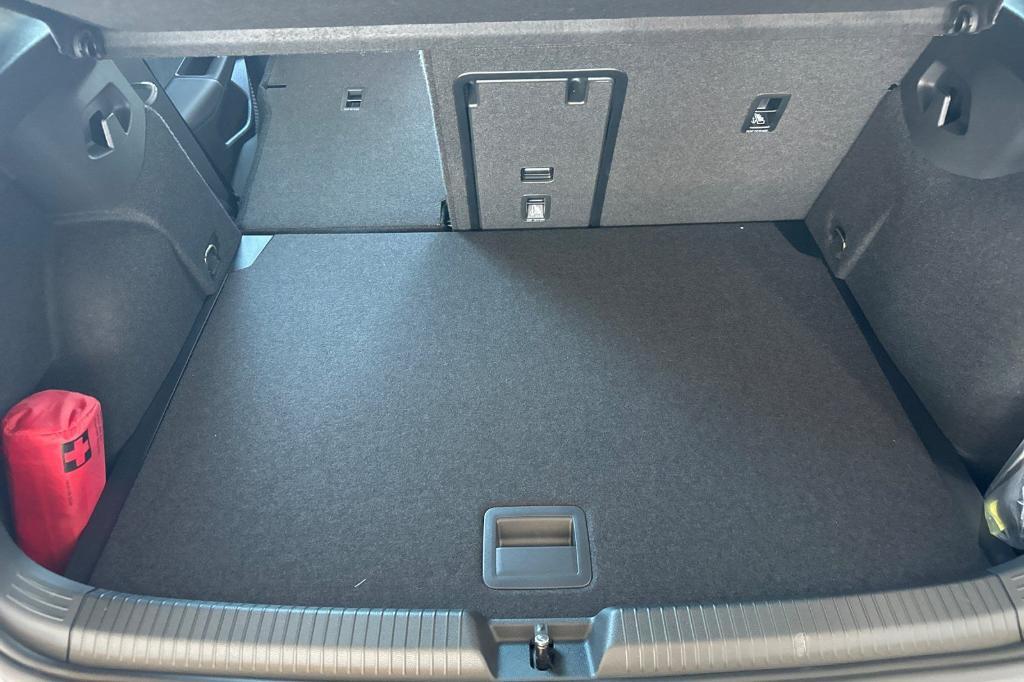 new 2025 Volkswagen Golf GTI car, priced at $38,350