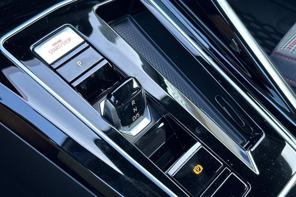 new 2025 Volkswagen Golf GTI car, priced at $33,148