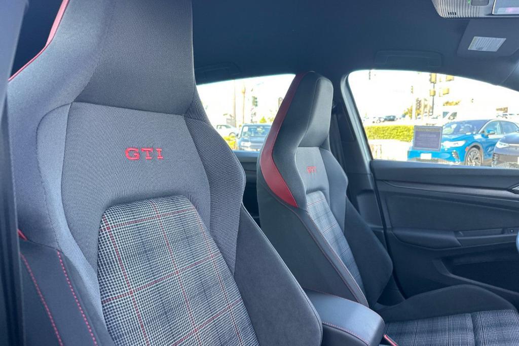 new 2025 Volkswagen Golf GTI car, priced at $33,148