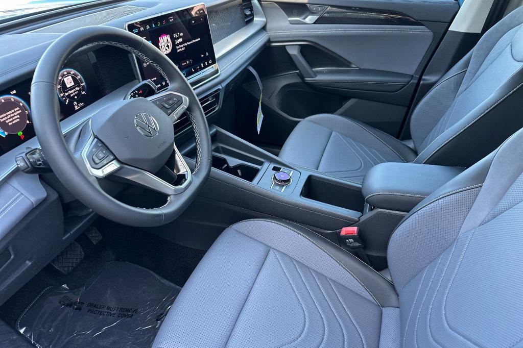 new 2025 Volkswagen Tiguan car, priced at $33,274