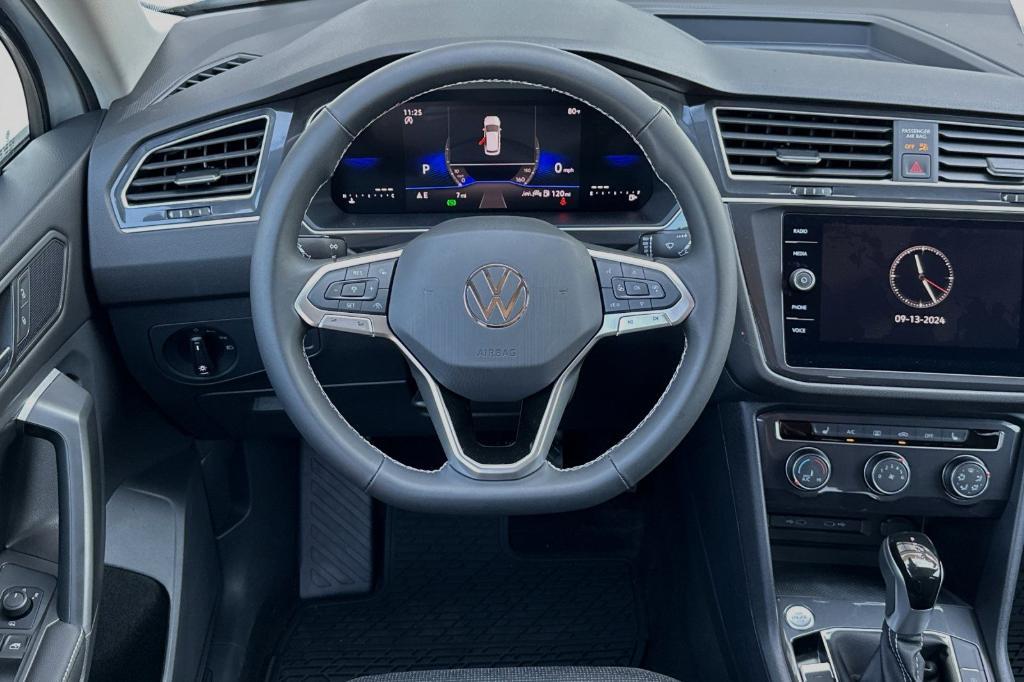 new 2024 Volkswagen Tiguan car, priced at $28,058