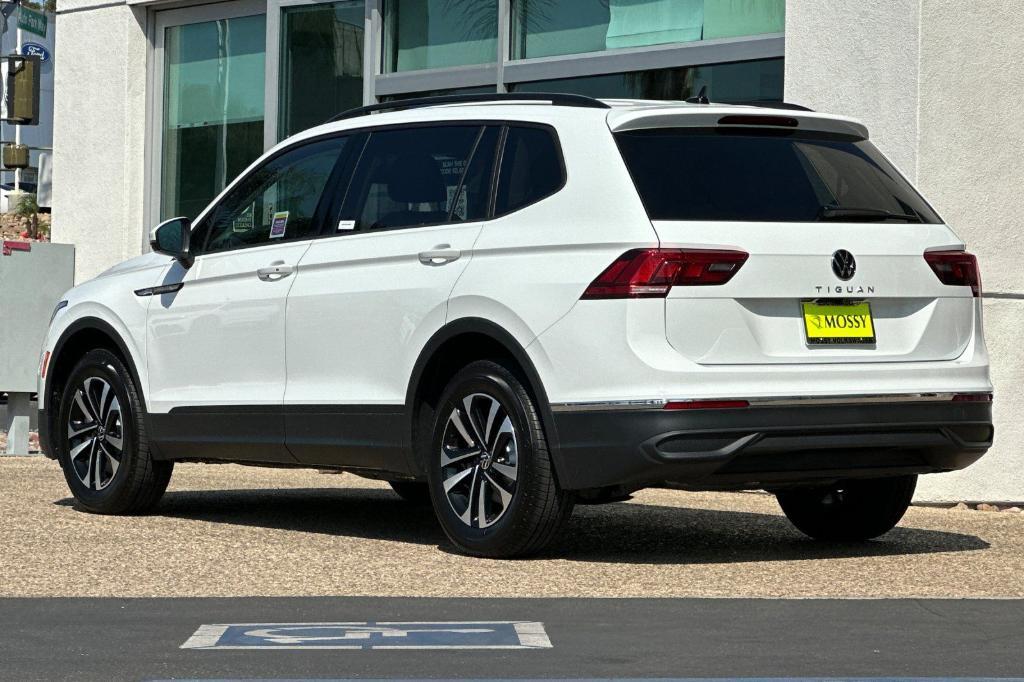 new 2024 Volkswagen Tiguan car, priced at $28,058