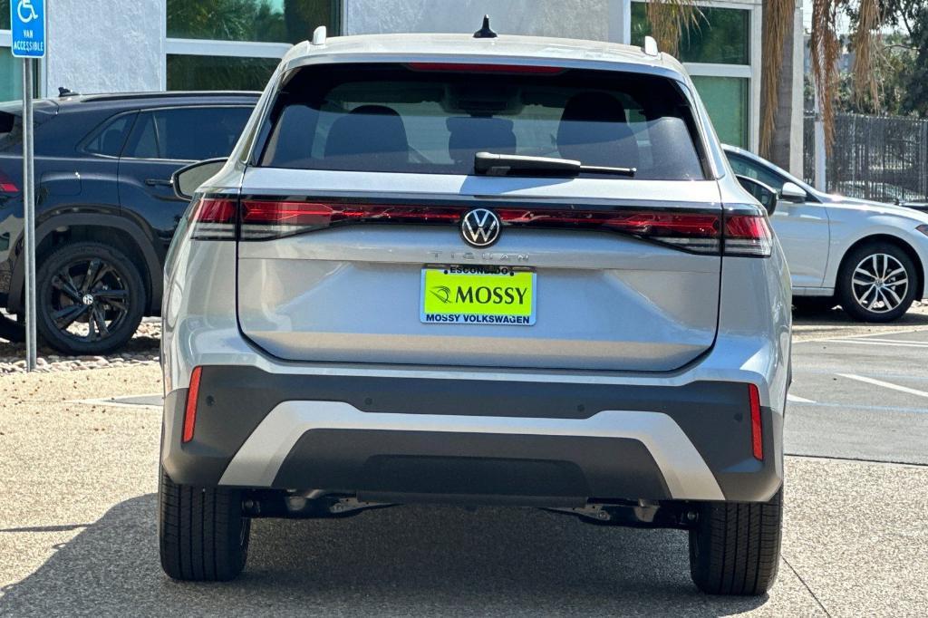 new 2025 Volkswagen Tiguan car, priced at $30,682