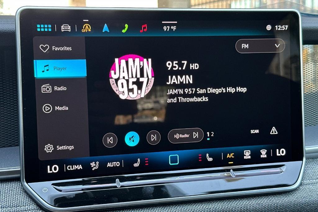 new 2025 Volkswagen Tiguan car, priced at $30,682