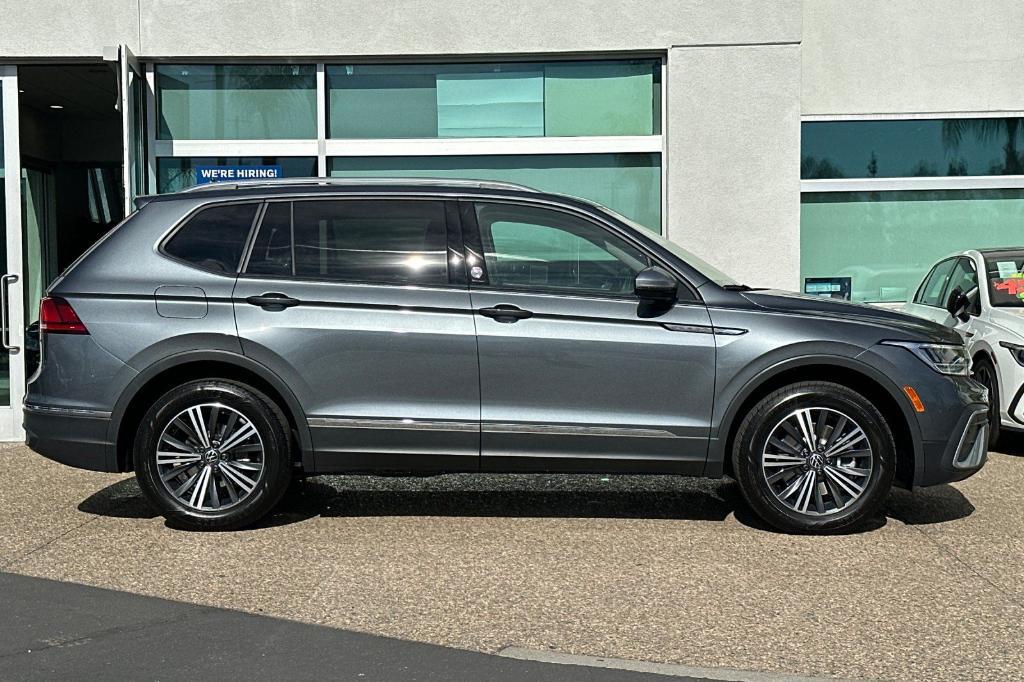 new 2024 Volkswagen Tiguan car, priced at $34,306