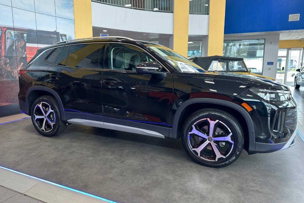 new 2025 Volkswagen Tiguan car, priced at $34,126
