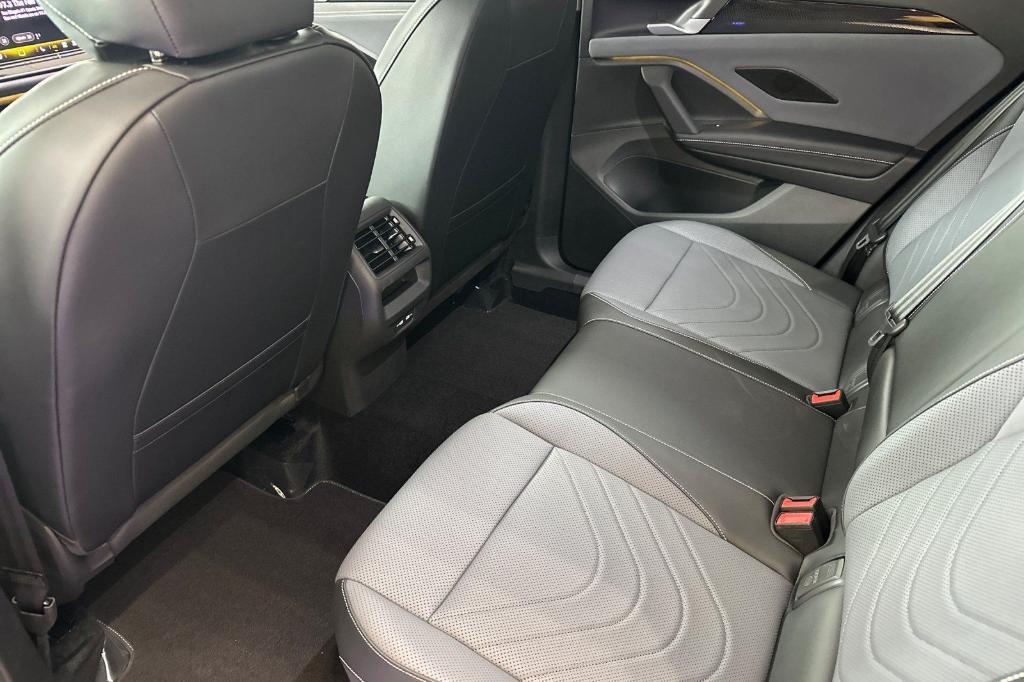 new 2025 Volkswagen Tiguan car, priced at $34,126
