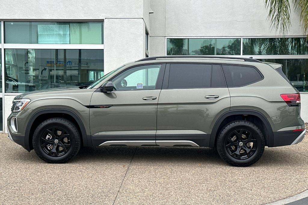 new 2025 Volkswagen Atlas car, priced at $46,084