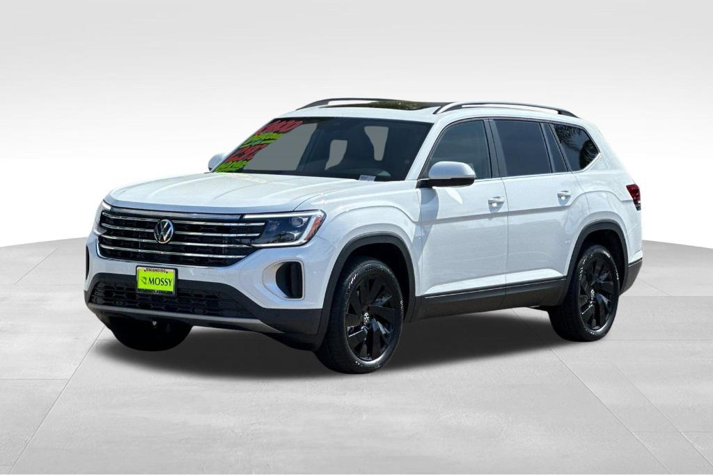 new 2025 Volkswagen Atlas car, priced at $42,149