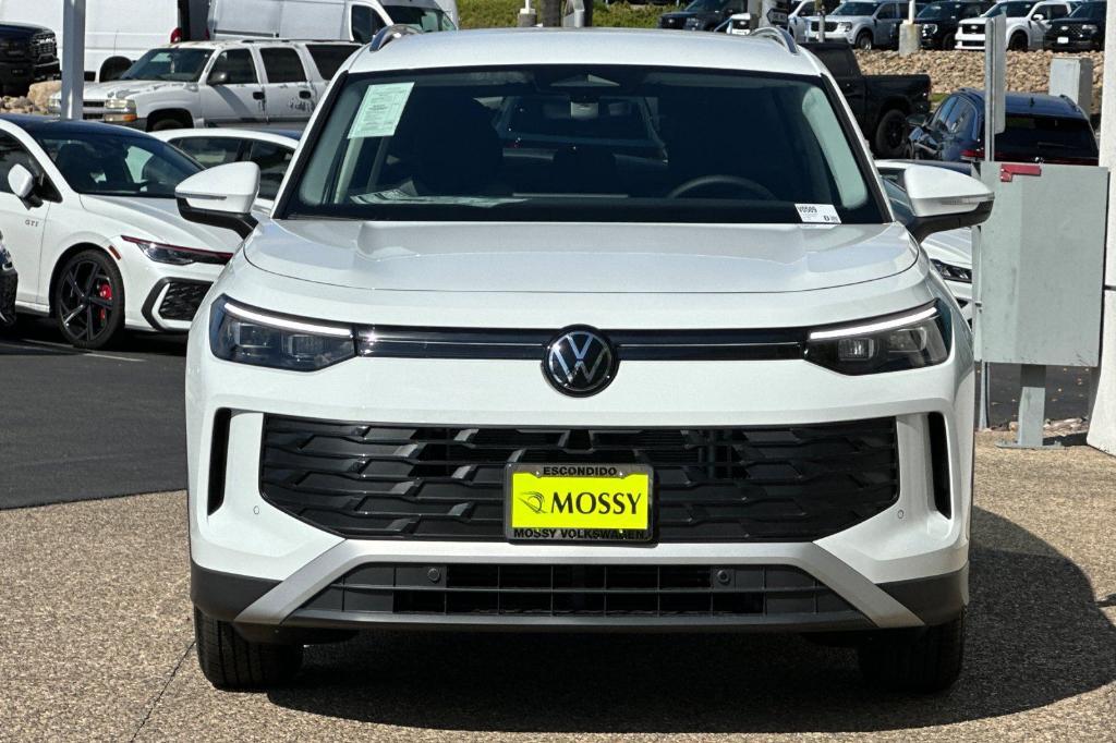 new 2025 Volkswagen Tiguan car, priced at $30,009