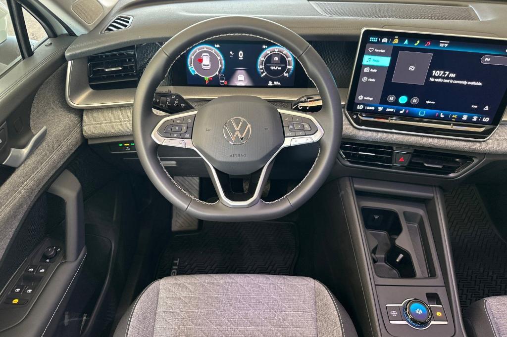 new 2025 Volkswagen Tiguan car, priced at $30,009