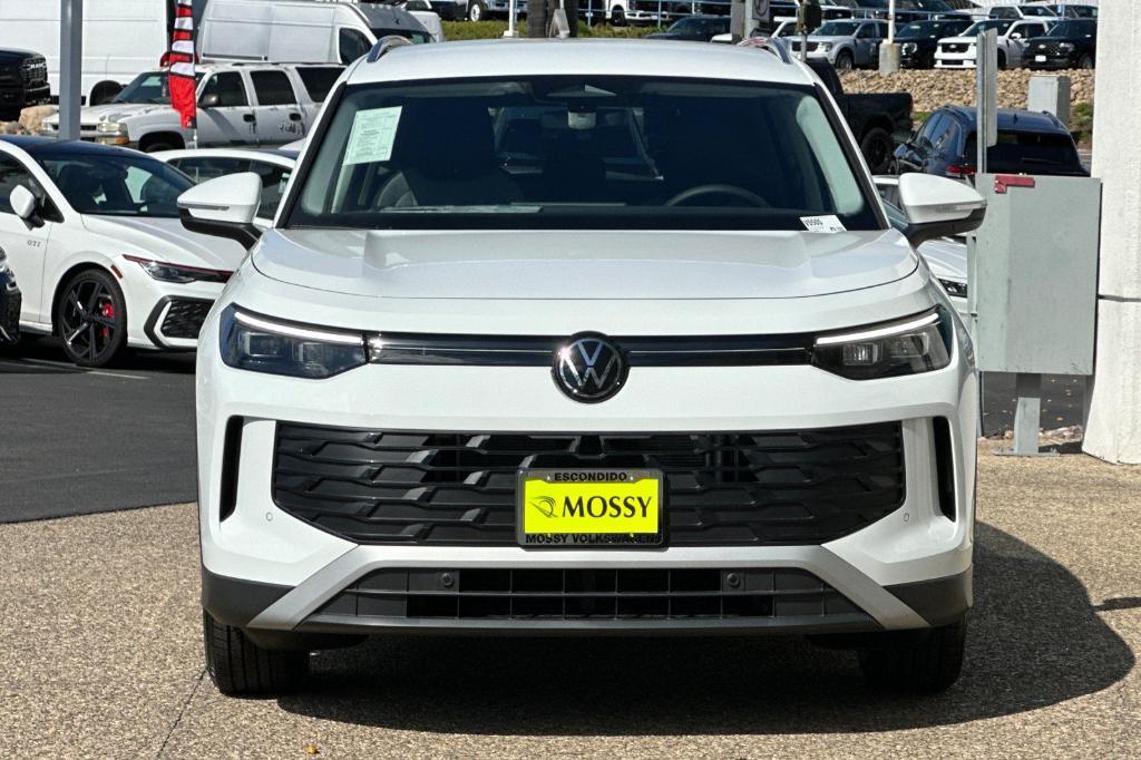 new 2025 Volkswagen Tiguan car, priced at $30,009