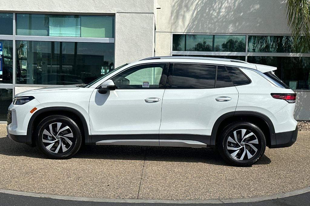 new 2025 Volkswagen Tiguan car, priced at $30,009