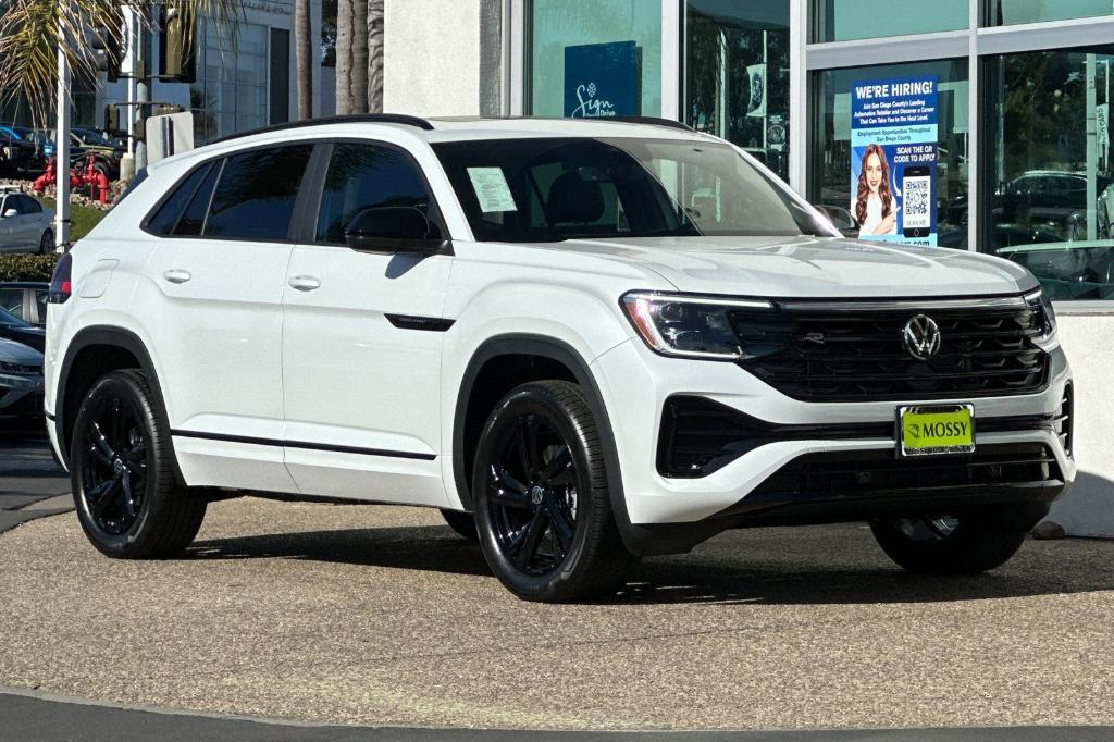 new 2025 Volkswagen Atlas Cross Sport car, priced at $48,533